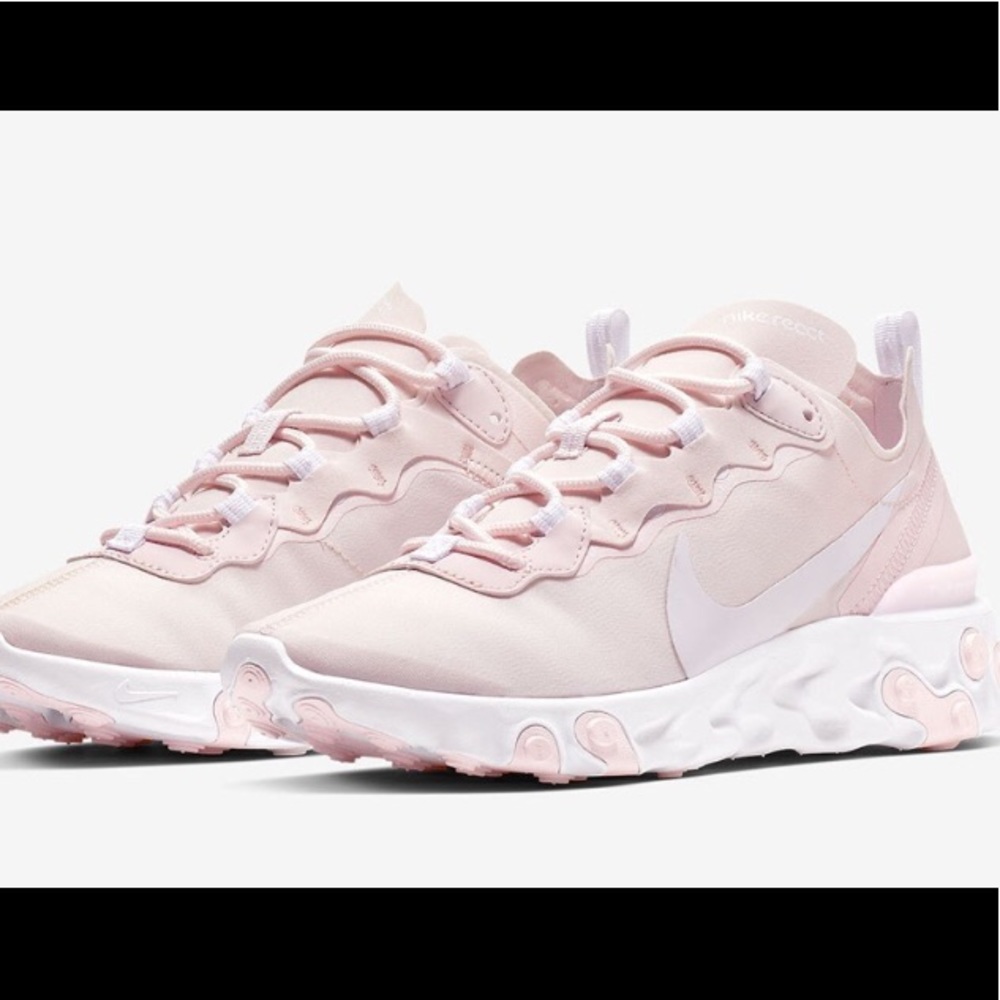 Women’s Nike element react 55